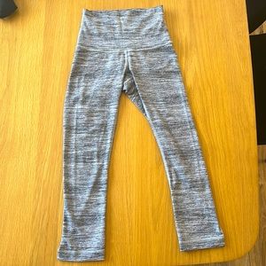 Lululemon 3/4 length high waisted leggings